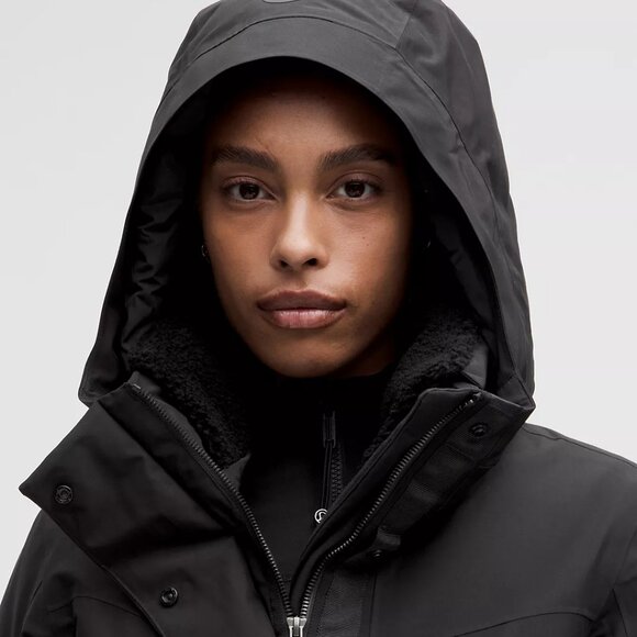 BNWT Lululemon Snow Warrior Long Parka, Black, Size 10 - Picture 3 of 6